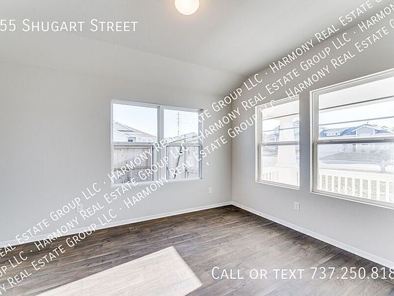 5th image of 155 Shugart St