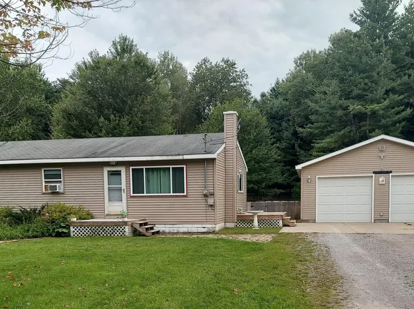 84 S Atchison Rd, Harrisville, MI 48740