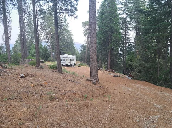 Nighthawk Ln, Lakehead, CA 96051