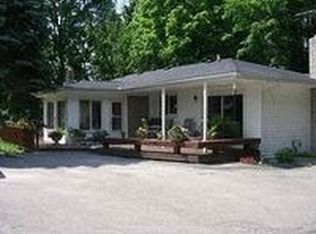 53719 9 Mile Rd, Northville, MI 48167