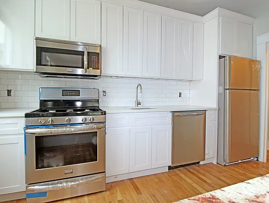 Rented by Daniel Gale Sotheby's International Realty | media 6