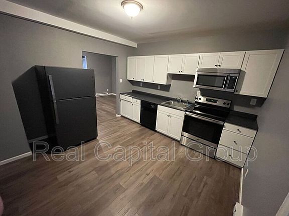 5th image of 40 Northern Dr #1