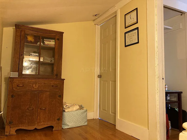 29 Mount Vernon St #9 — Photo 11