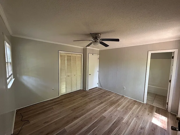 545 Asbury Rd — Photo 17