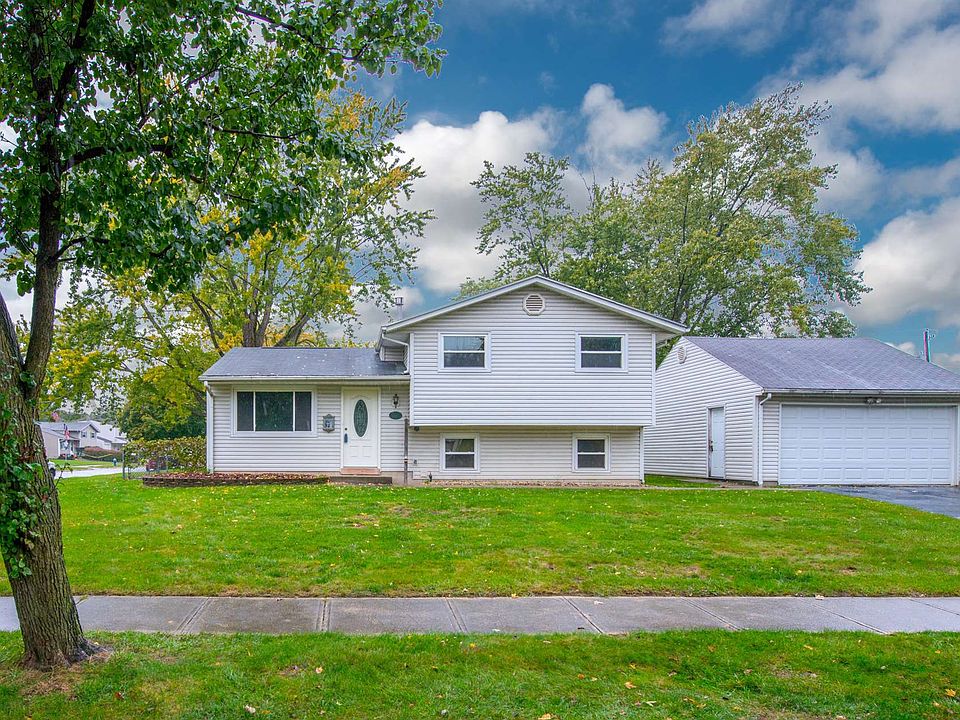 1st image of 3399 Crandon St