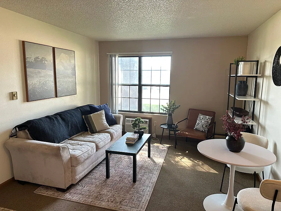 OC Plaza Apartments - Orange City, IA