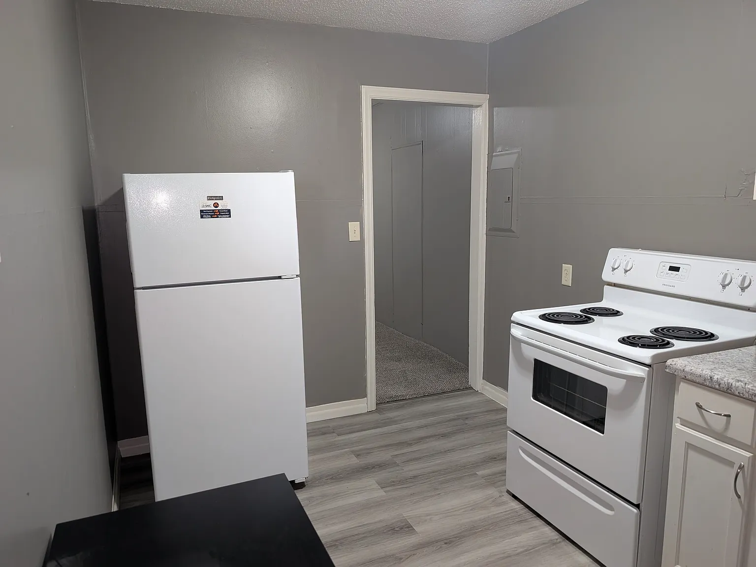 1 bed, 450 sqft, $675 — Photo 3