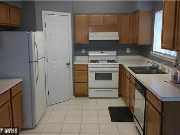 4th image of 2502 Orchard Knoll Way