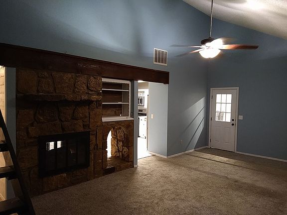 5th image of 219 Sherlyn Ln