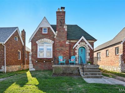 6411 Blow St, Saint Louis, MO, 63109