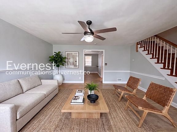 3rd image of 1515 Tunlaw Rd
