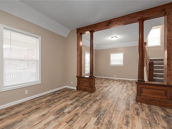 5th image of 1113 W 20th St