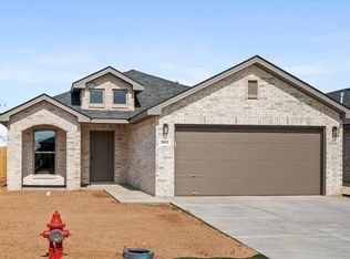 2002 Durham Ave, Wolfforth, TX 79382