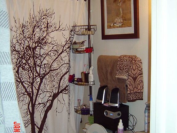 5th image of 1620 9th Ave APT 12