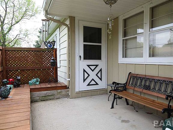3rd image of 1162 W Lakecrest Dr