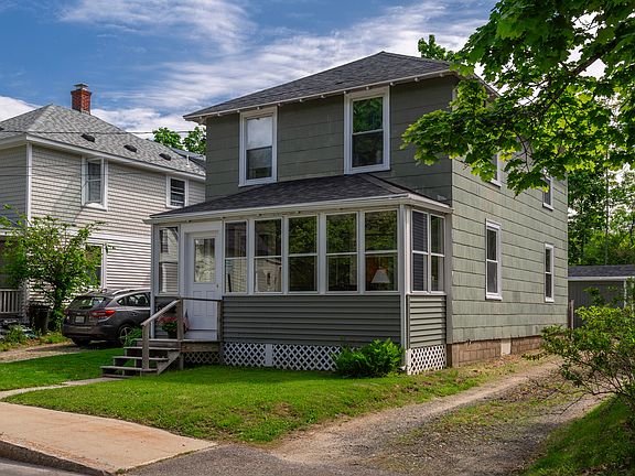 4th image of 122 Ledgelawn Avenue