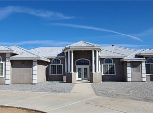 8877 Cactus Dr, Oak Hills, CA 92344