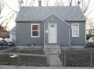 1305 N Spring Ave, Sioux Falls, SD 57104