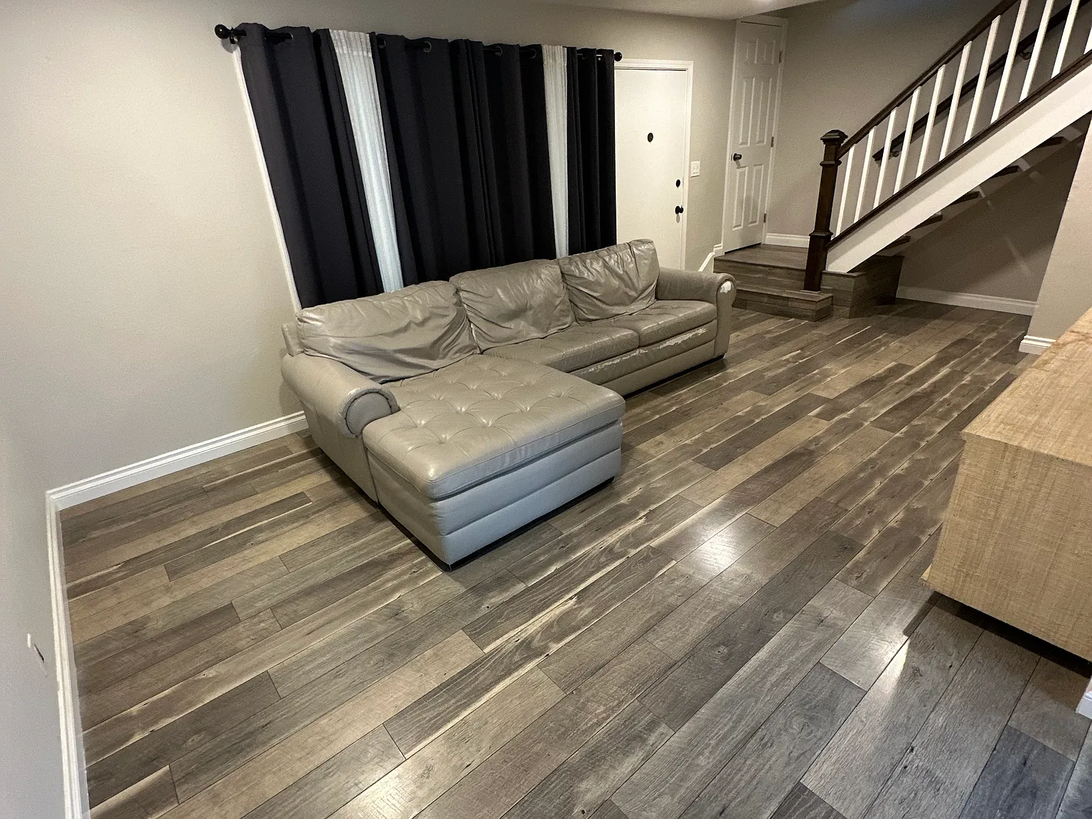 3 bed, 1.5 bath, 1130 sqft, $3,200 — Photo 3