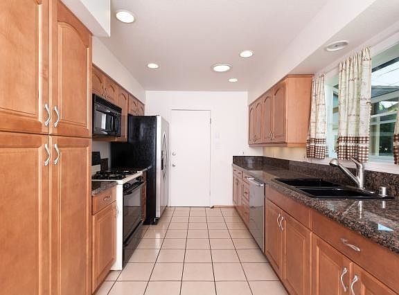 3rd image of 6095 Wanda Ct