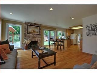 5th image of 1031 Lupine Dr