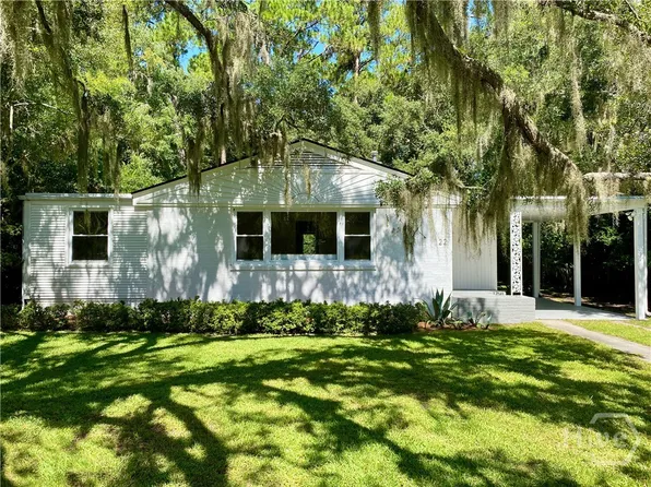 22 Colonel Estill Avenue, Savannah, GA 31406