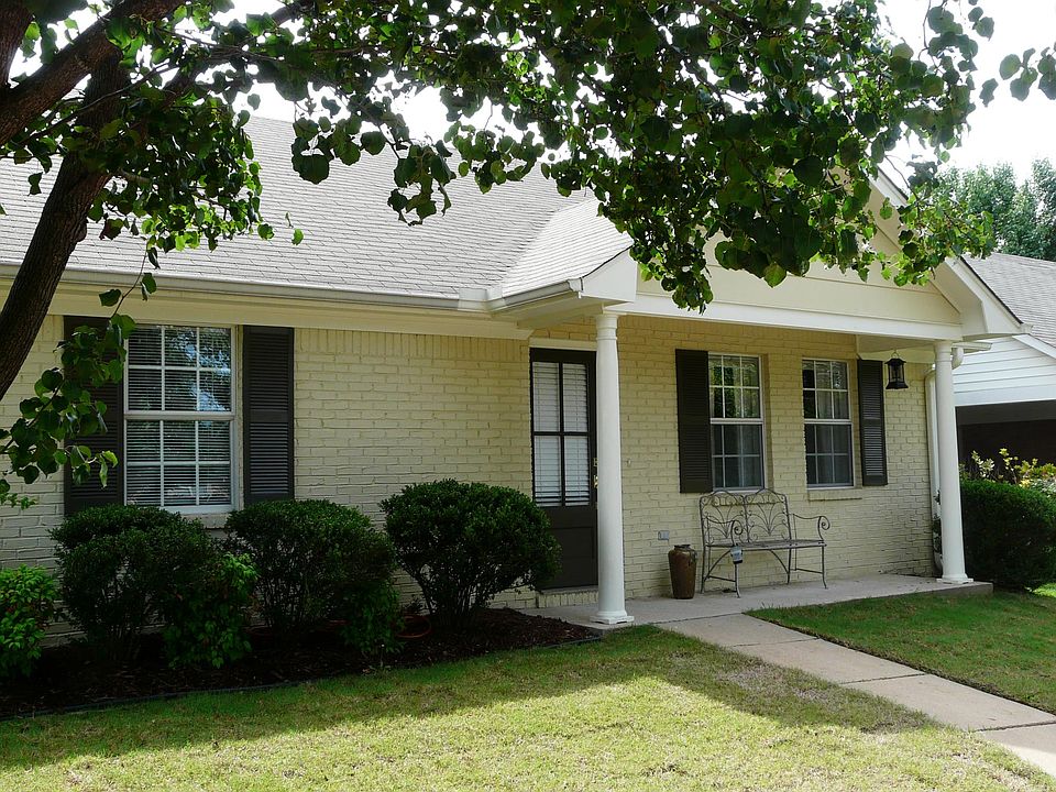 1st image of 2586 Harris Dr