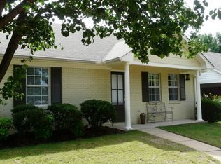 2586 Harris Dr, Oxford, MS 38655