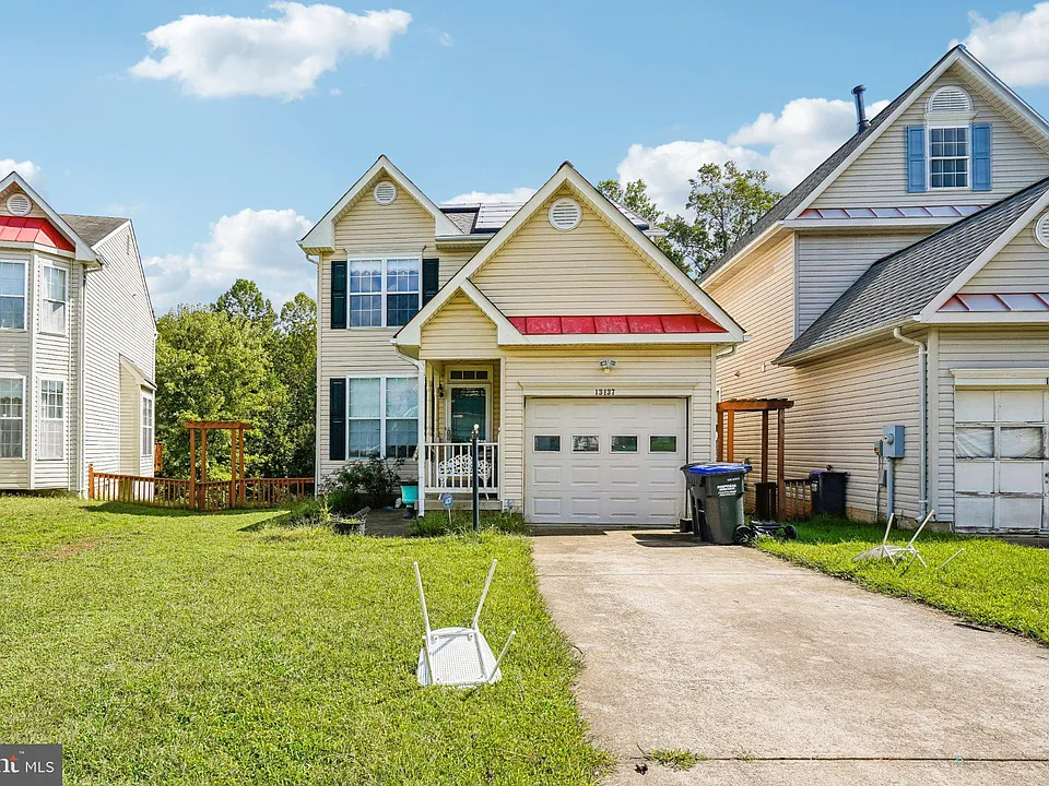 13137 Thrift Ln