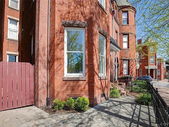 3rd image of 206 N Harrison St