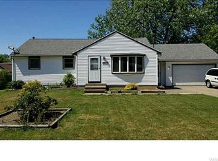 3694 Dartmouth St, Hamburg, NY 14075