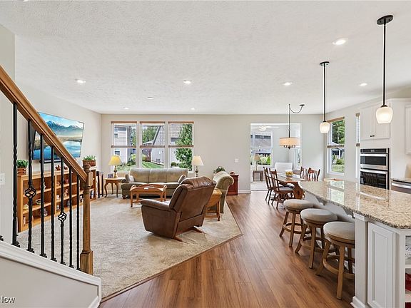3rd image of 1796 Cobham Ln