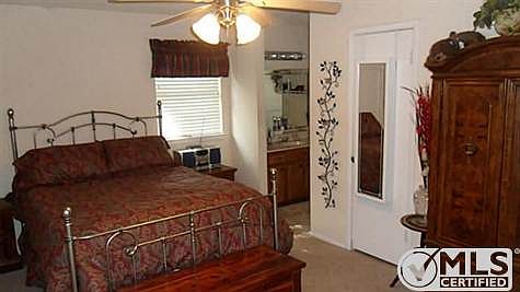 5th image of 216 S Heights Dr