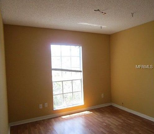 3rd image of 2713 Maywood St