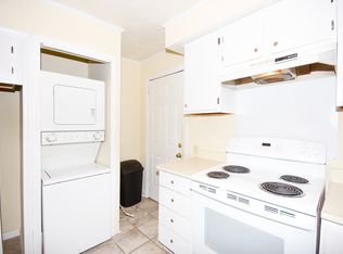 612 1/2 Greenland Dr, Fayetteville, NC 28305