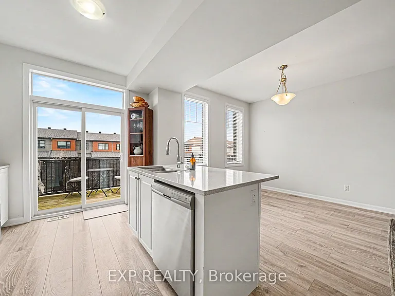 108 Teelin Cir — Photo 11
