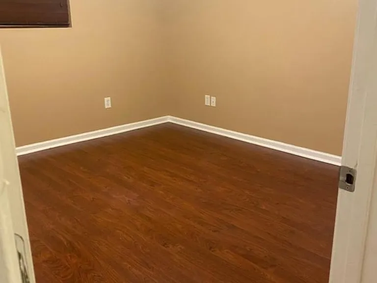 4013 Juno Dr — Photo 4