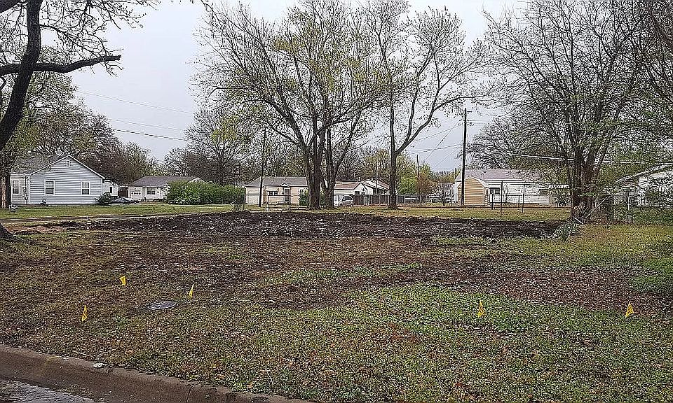 1st image of 144 Meadowlark Ave