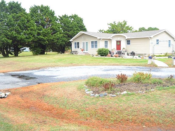3rd image of 26356 Pine Cone Dr #37653
