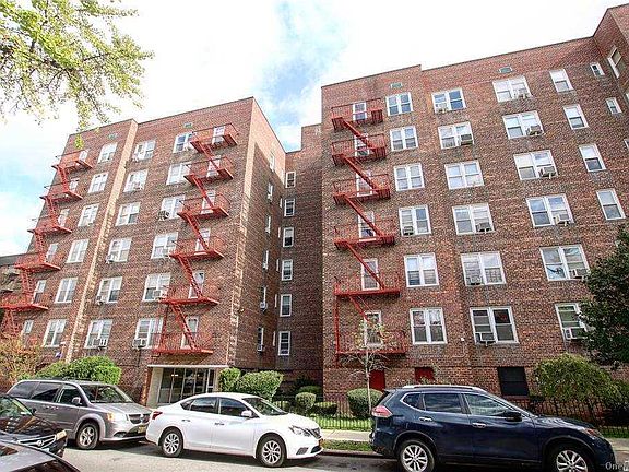 2nd image of 3305 90th St APT 5C