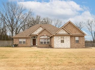 105 Hudson Branch Dr, Austin, AR 72007
