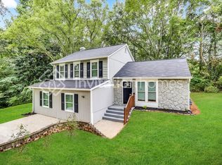 725 Tarkington Rd S, Stone Mountain, GA 30088