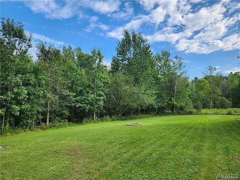8845 County Rd — Photo 29