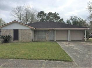 6115 Heatherbrook Dr, Houston, TX 77085