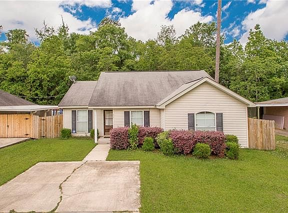 2nd image of 1721 Joan Dr