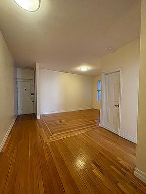 5th image of 4582 Manhattan College Pkwy APT 2E
