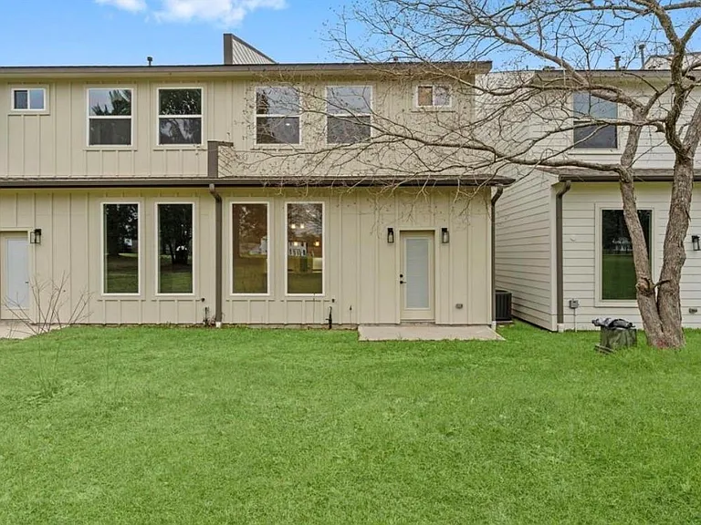 14833 Spica Ct — Photo 34