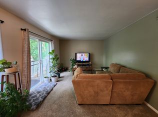 2622 W Willowlake Dr APT 333, Peoria, IL 61614
