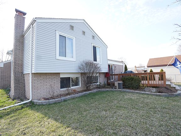 5th image of 1577 Brookview Dr