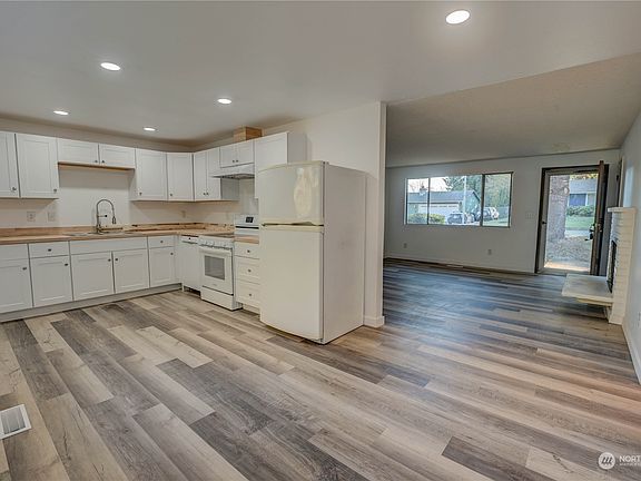 4th image of 4338 S 347th Street